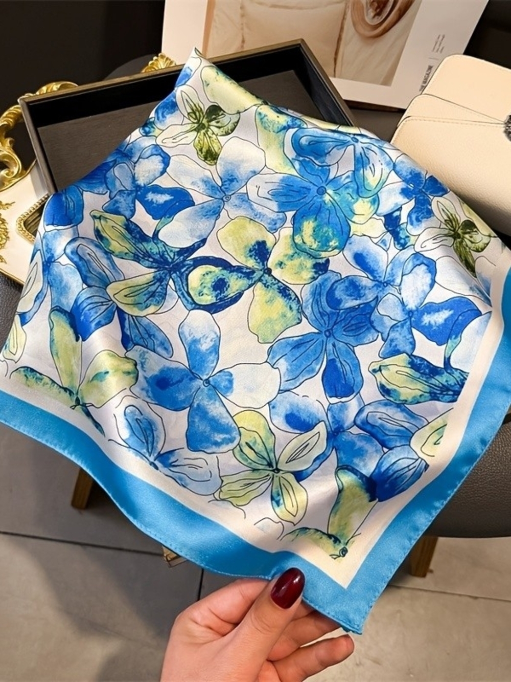 Silk-feel Blue Floral Square Scarf - Women 70*70cm